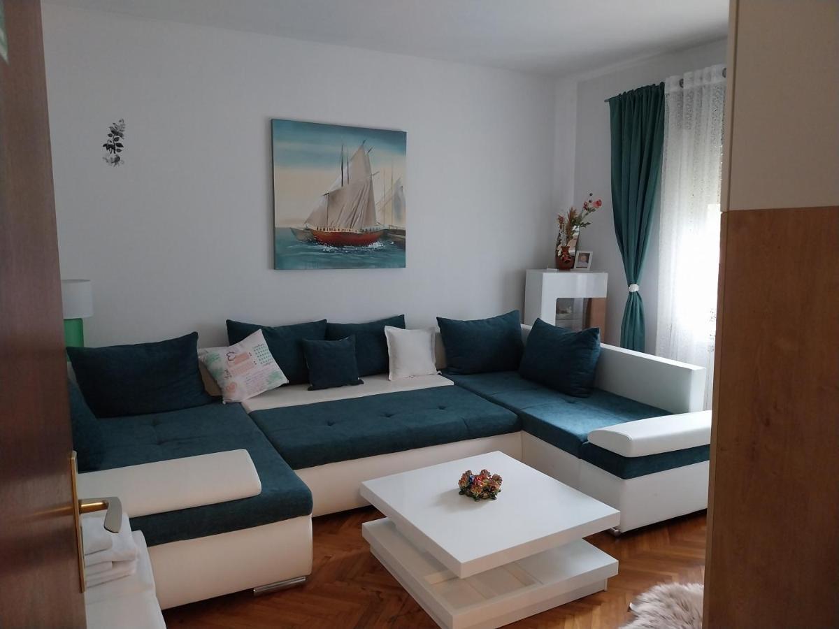 Marina Gloria Apartment Zadvorsko Luaran gambar